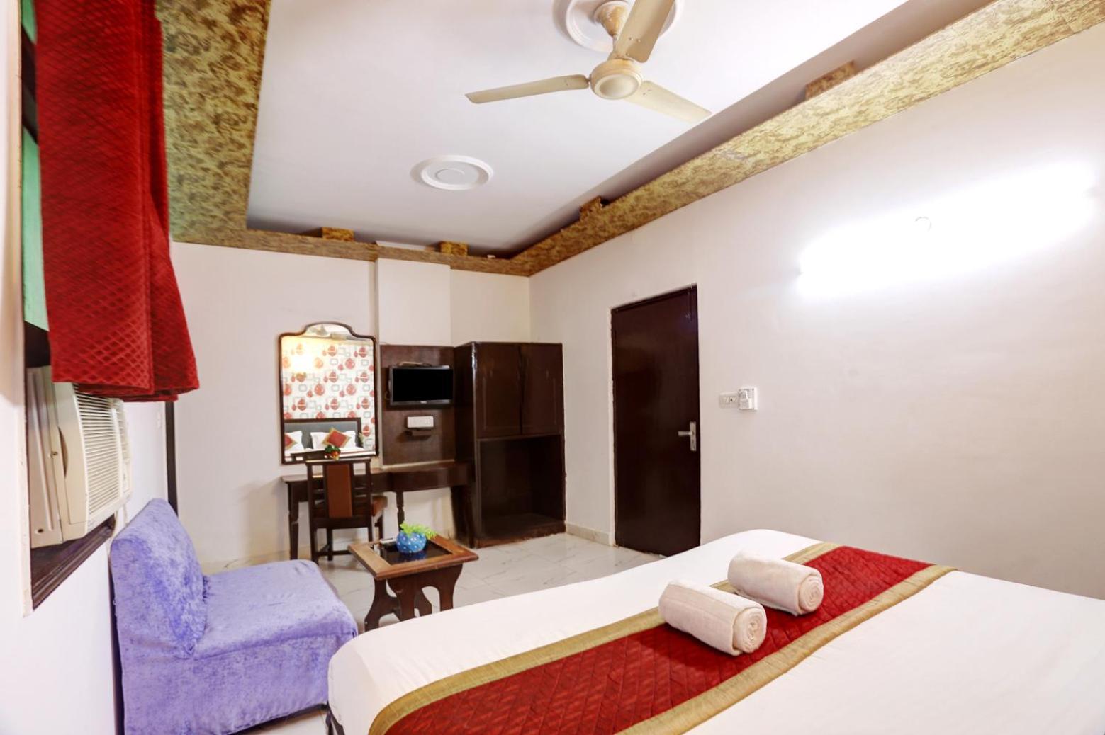 Hotel Delhi Darbar Екстериор снимка
