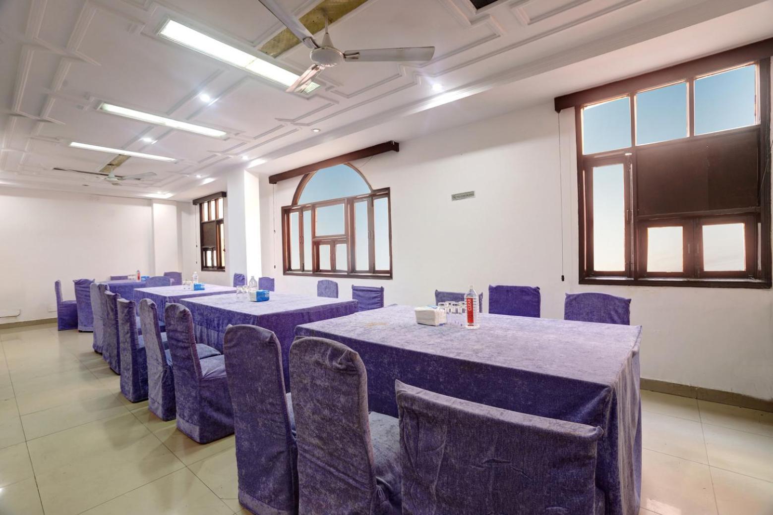 Hotel Delhi Darbar Екстериор снимка